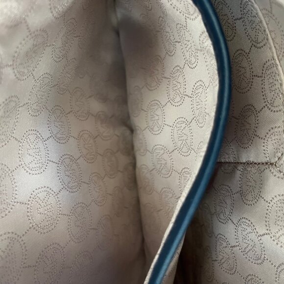 Michael Kors Handbag - Picture 9 of 10